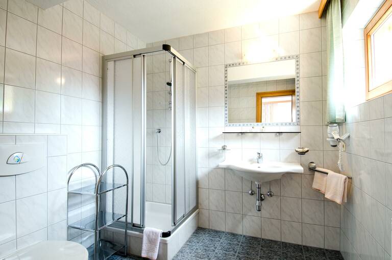  Double room with shower